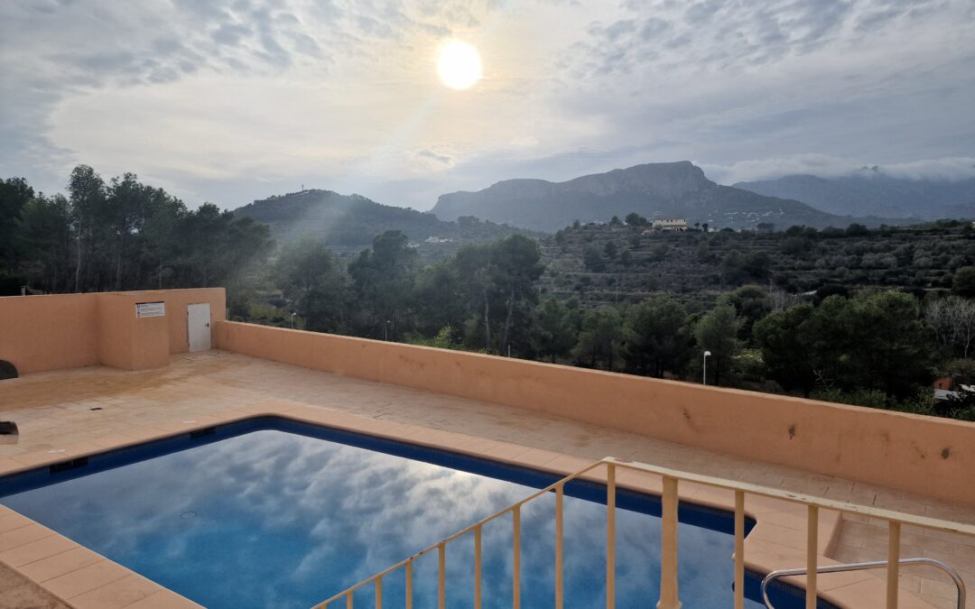 Maison mitoyenne en duplex avec une vue magnifique sur la montagne