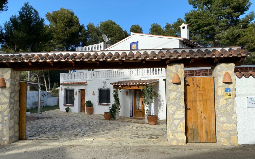 Villa avec 3 maisons à Benissa Costa