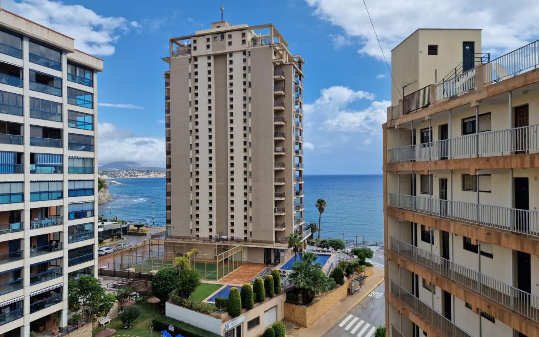 Apartamento con vistas al mar y al Peñón de Ifach