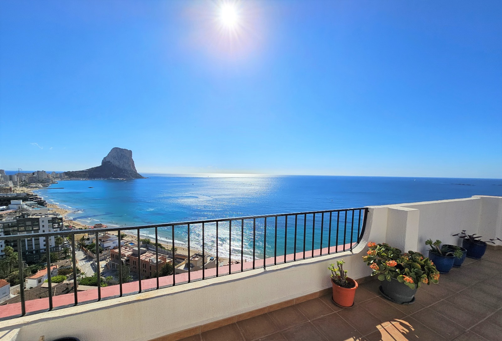 Penthouse avec vues panoramiques sur la mer et le Peñón de Ifach