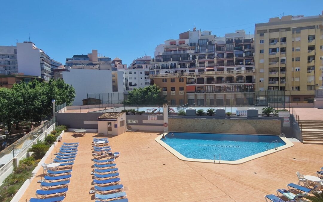 Appartement met zwembad in het centrum van Calpe, vlakbij het strand van Arenal