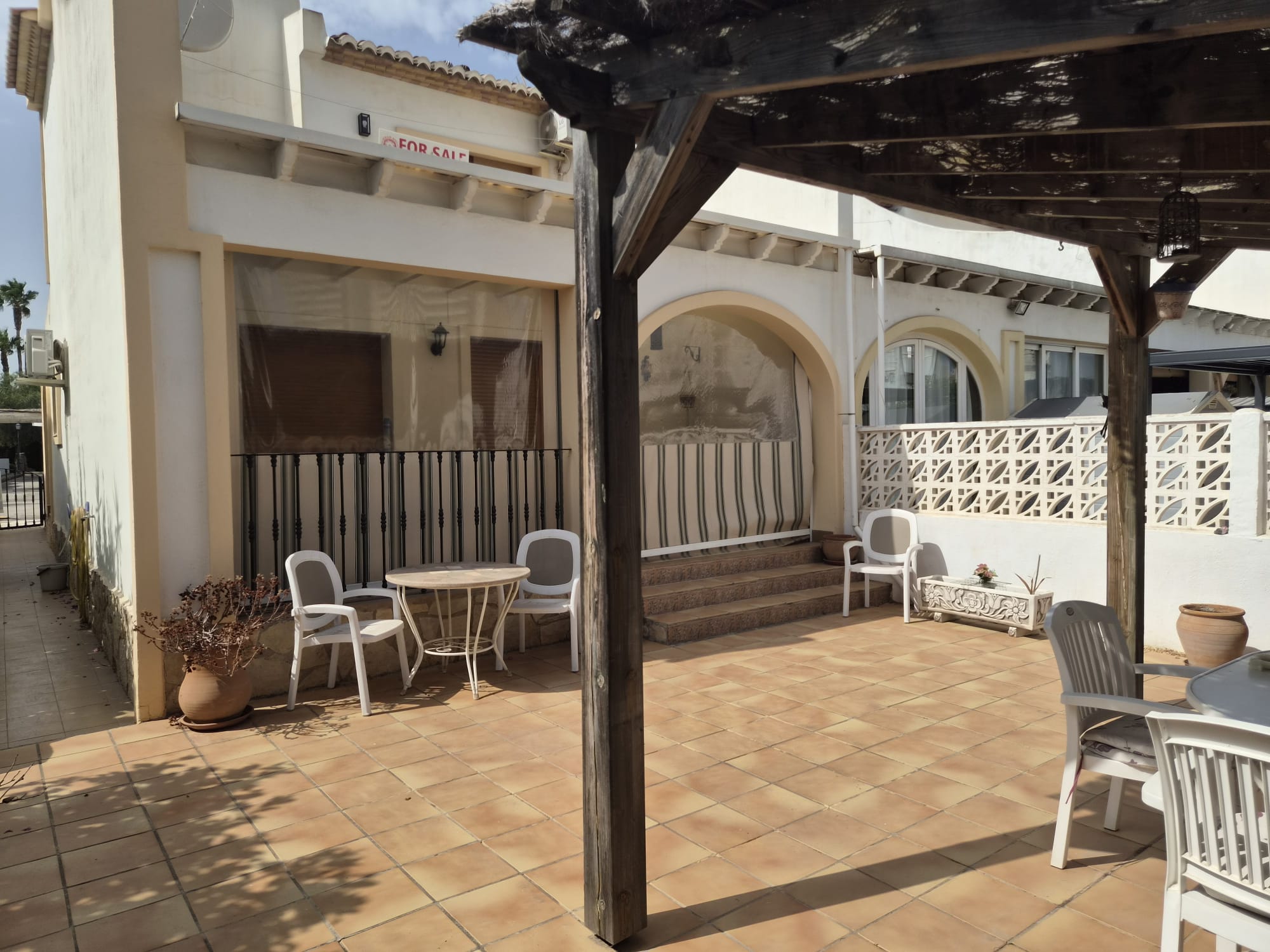 Bungalow just 650 metres from the sea