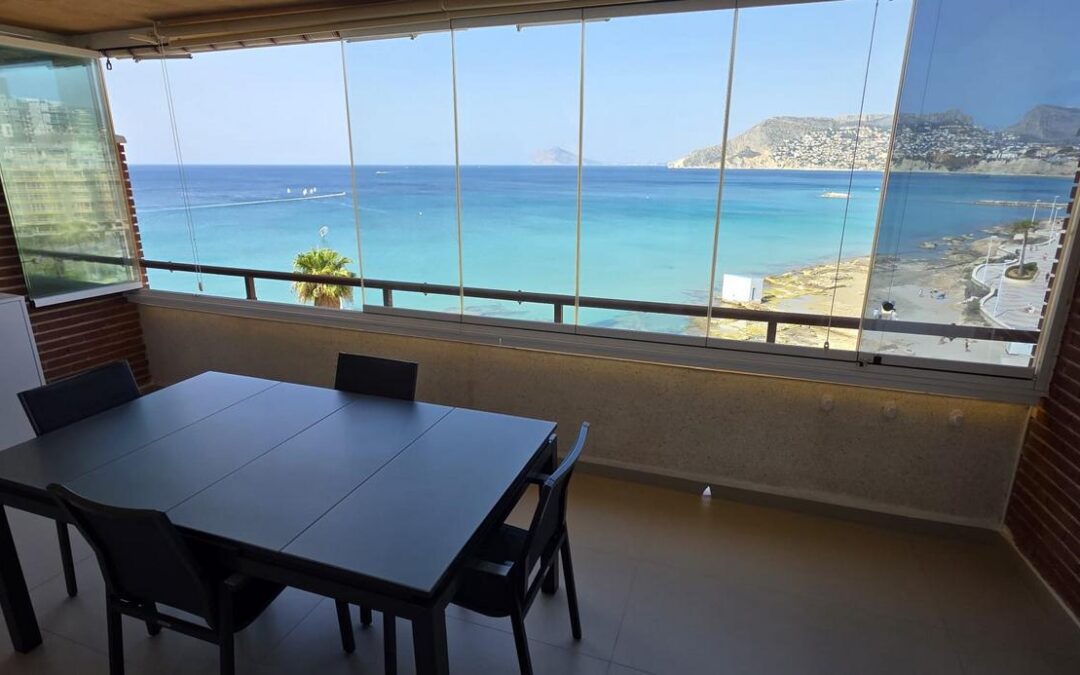 Appartement op de eerste lijn in Calpe