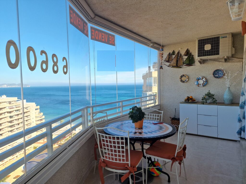 Impeccable apartment with wonderful sea views Impeccable apartment with wonderful sea views
